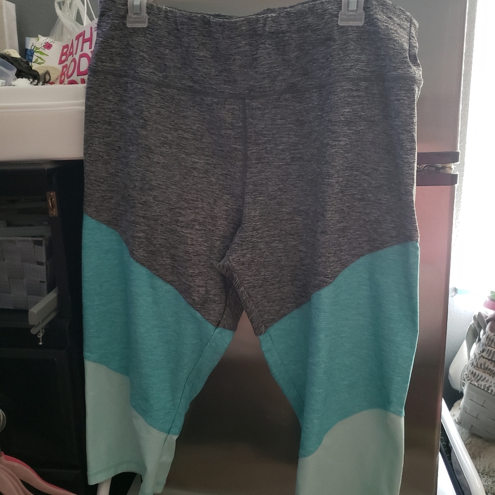 COPY - 3/$15 Athletic capri